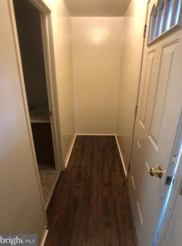 153 2nd St, Harrisburg, PA 17113-2560