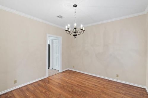 722 Crystal Mountain Dr, Austin TX  78733-6117 exterior