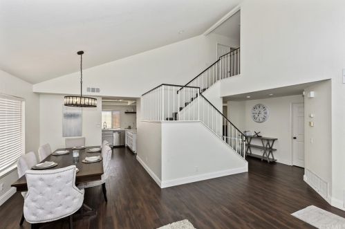 8554 Rosemary Dr, Riverside CA  92508-2965 exterior