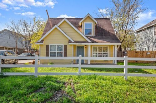 5713 Bolm Rd, Austin TX  78721-3323 exterior