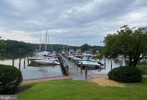 414 Ben Oaks Dr, Severna Park MD 21146-2207 exterior