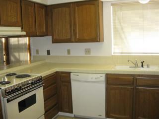 4875 Butler Ave, Fresno, CA 93727-5064