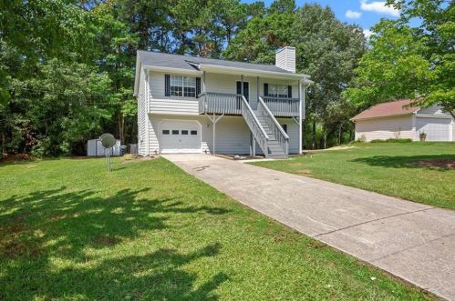 2991 Highpoint Rd, Lithonia, GA 30078-6908