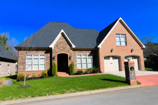 8998 Rostis Ln, Chattanooga, TN 37421-4146