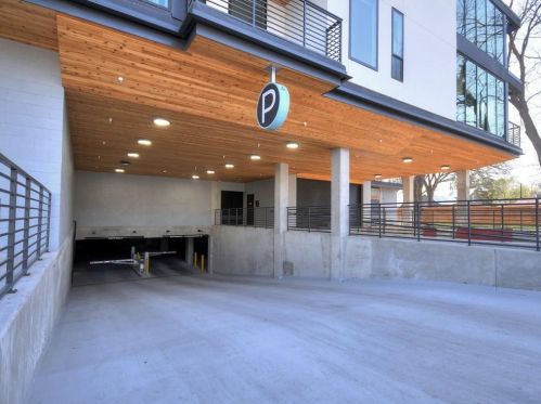 1600 1st St, Austin TX  78704-3047 exterior