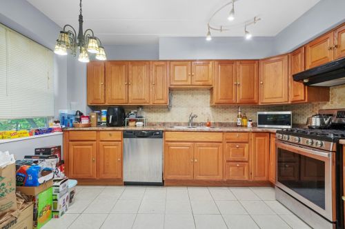 1958 Norwood St, Chicago, IL 60660-2288