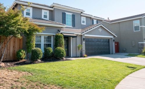 217 Beechwood Ct, Lodi, CA 95240-8897