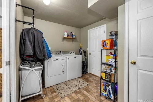 4852 Tower Way, Aurora CO 80015-3208 exterior