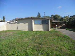 933 Brookhaven Dr, Clovis, CA 93612-1912