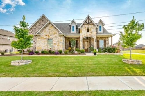 5127 Crestwater Dr, Midlothian, TX 76063-6842