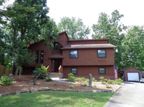 2819 Fenton Pl, Lithonia, GA 30039-6219