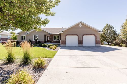 130 490, Smithfield UT 84335-1232 exterior