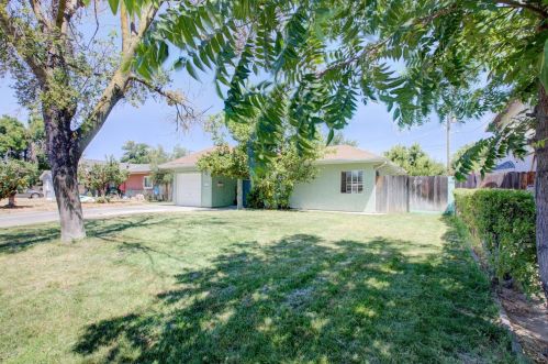 1625 Bedford Ave, Modesto, CA 95351-3021