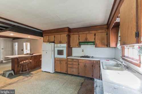 270 Stathems Neck Rd, Greenwich, NJ 08323-2418