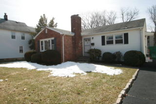 26 Lathrop Ave, Madison, NJ 07940-2433