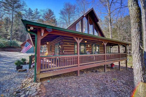 487 White Pine Trl, Suches, GA 30572-4201