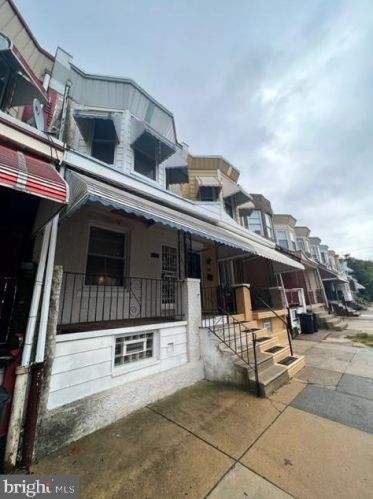 3123 28th St, Philadelphia, PA 19132-1218