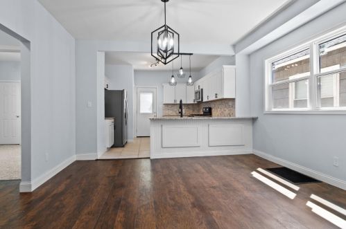 1018 Drackert St, Hammond IN 46320-2602 exterior