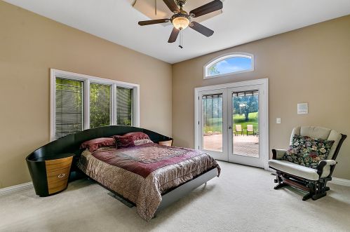 9171 Falling Waters Dr, Willowbrook IL  60527-0717 exterior