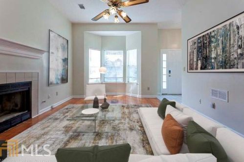 4899 Hairston Rd, Stone Mountain, GA 30088-0042