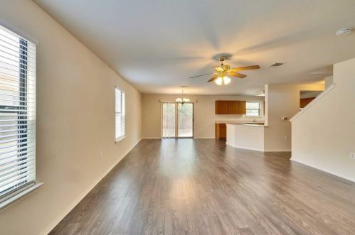 6812 Doyal Dr, Austin, TX 78747-3901