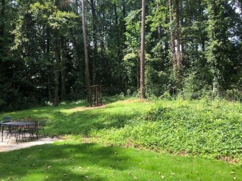 1942 Mcjenkin Dr, Atlanta GA  30345-3006 exterior