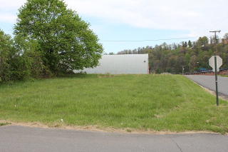 210 Webster St, Meadowcreek, VA 24333-2926