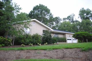 8439 Fair Oaks Rd, Hixson, TN 37343-1324