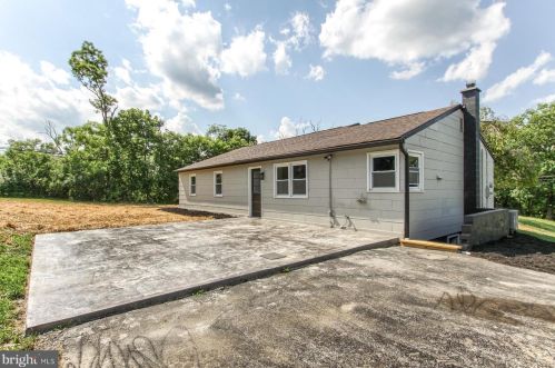 440 Wertz Run Rd, Carlisle PA 17013-8100 exterior