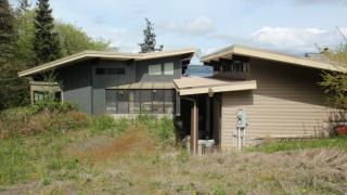 3264 Weed Ln, Breidablick, WA 98370-9613