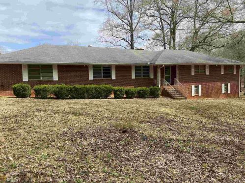 346 Mays Rd, Stockbridge, GA 30281-1822