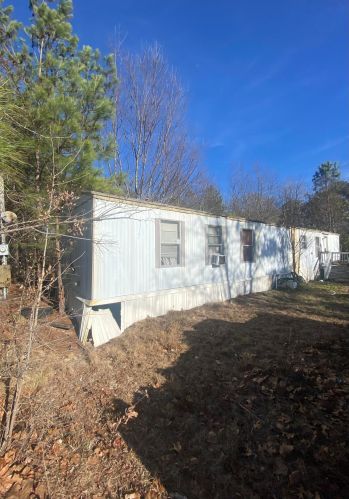 225 Roundtree Dr, Gaston, SC 29053