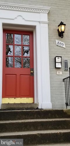800 Arlington Mill Dr, Arlington, VA 13102-2931