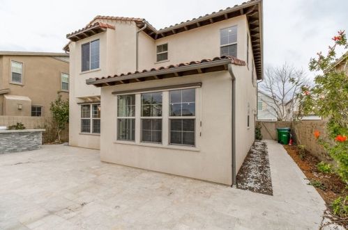 117 Bumblebee, Irvine CA  92618-1150 exterior