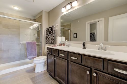 4115 Royal Mews Cir, Naperville IL  60564-7174 exterior