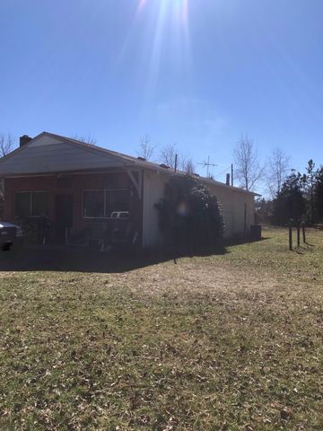 5516 Ridge Rd, Arvonia, VA 23004-2123