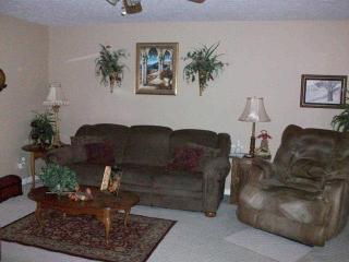 2638 Cole Dr, Three Way, TN 38343-1513