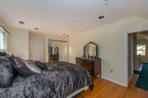 60 Woodland Rd, Dover NJ  07869-4136 exterior