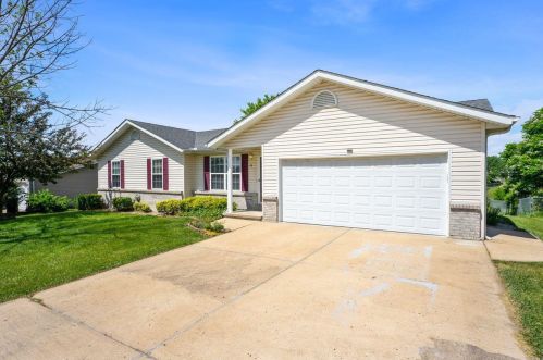 71 Treasure Island Dr, Old Alexandria, MO 63379-2337