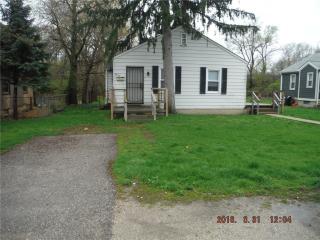 3827 Rockville Rd, Indianapolis IN  46222-3928 exterior