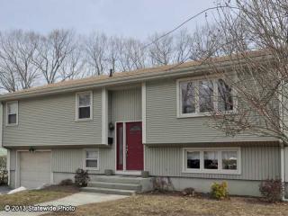 6 Birchwood Dr, Providence, RI 02904-4006