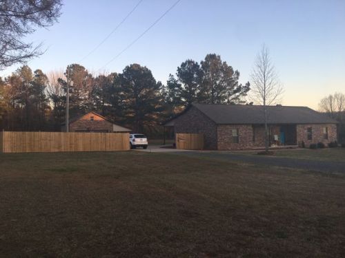 712 Acklin Gap Rd, Conway, AR 72032-8227
