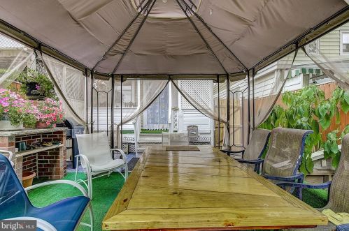 322 Ellis Ave, Trenton NJ  08638-3948 exterior