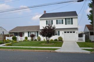 2415 Zion Rd, Baltimore, MD 21227-3033