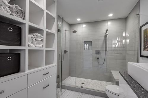 1071 High Point Dr, Atlanta GA  30306-3234 exterior