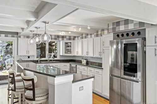 65 Bokum Rd, Chester CT  06412-1339 exterior