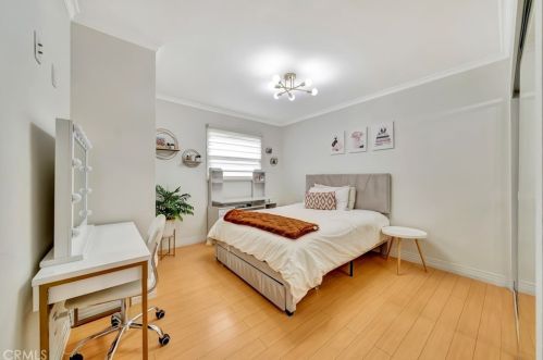 3719 Fairesta St, Glendale CA 91214-1718 exterior