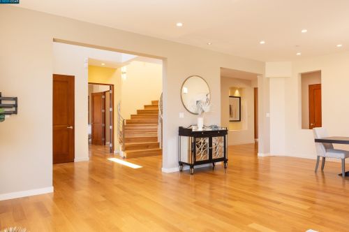 4980 Jensen Rd, Hayward, CA 94552-5004