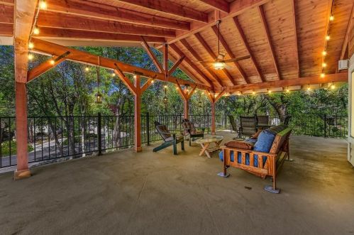 23237 Shadow Dr, Auburn, CA 95602-8357