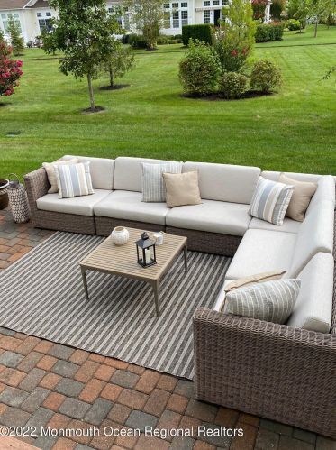 9 Majestic Dr, Tinton Falls NJ 07724-4760 exterior